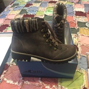 Cliffs by White Mountain boots